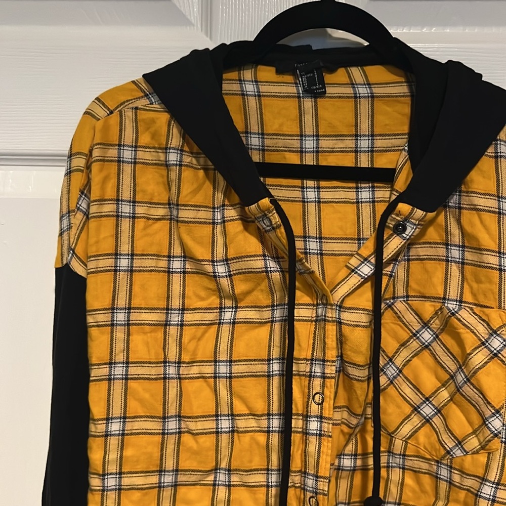 Cropped flannel shirt - Picture 2 of 4